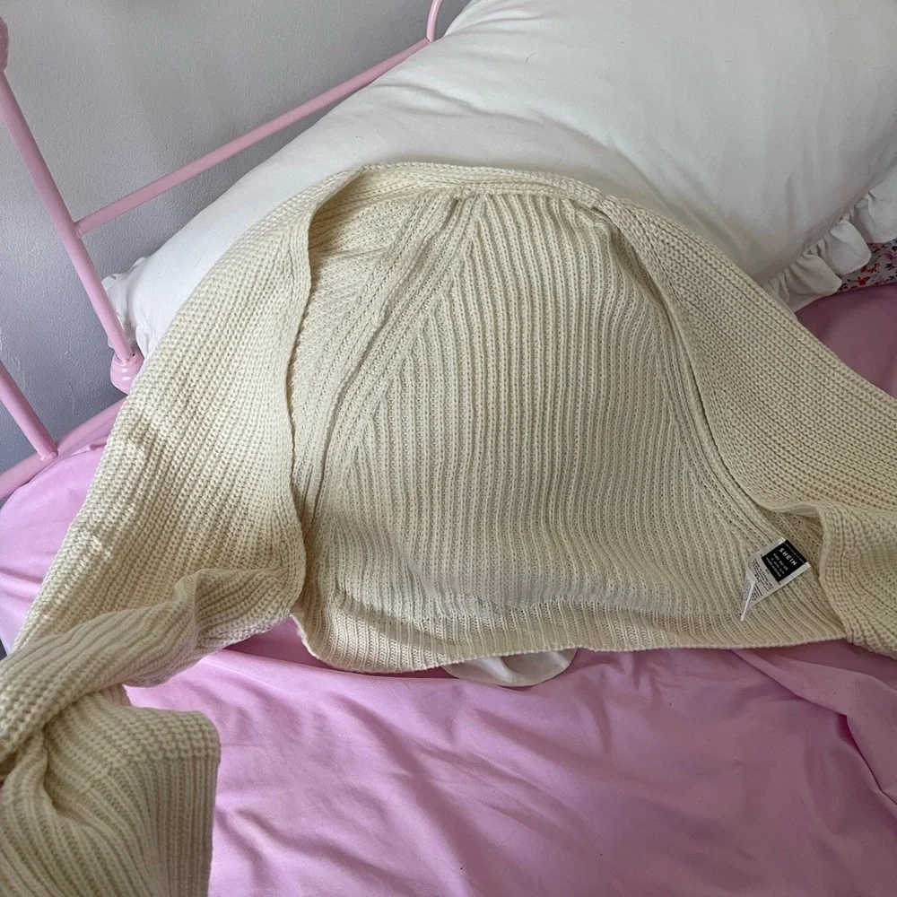 SHEIN Cream Shrug Sweater with Ribbed Knit Texture - Picture 3 of 4